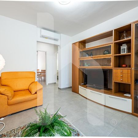Homiday - New House - Pisa Aeroporto - Free Parking Apartment Exterior foto